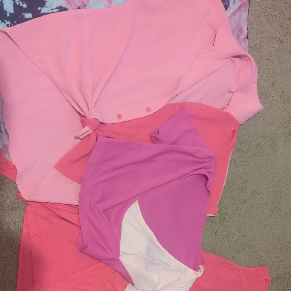 SHEIN Lot . Dresses And Top